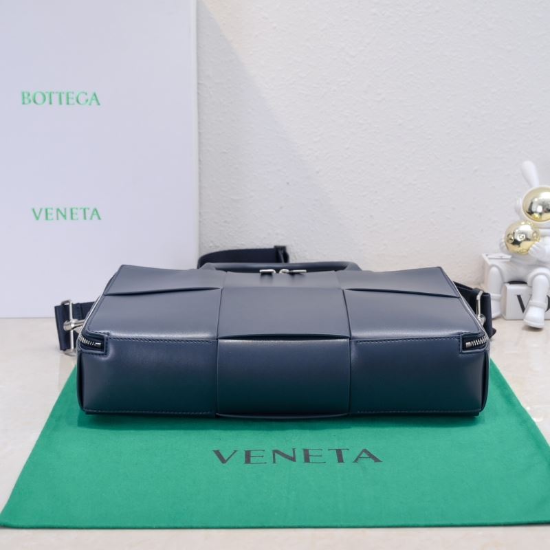 Mens Bottega Veneta Briefcases